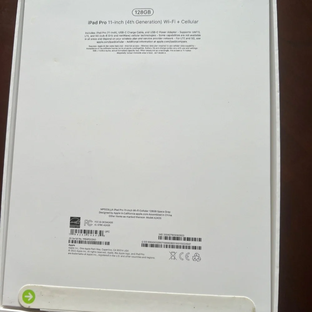 BUNDLE - EUC iPad Pro & Magic Keyboard